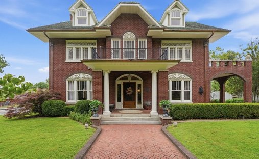 Haus in Cedarhurst of Woodland Hills, Oklahoma, Vereinigte Staaten 1