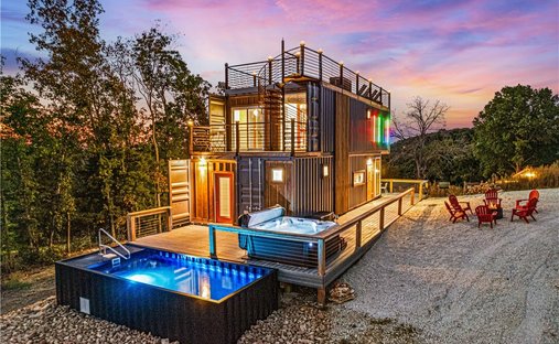 House in Omaha, Arkansas, United States 1