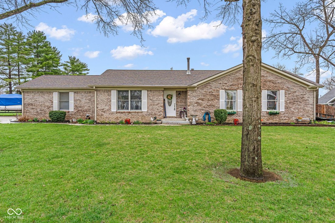 House in Coatesville, Indiana, United States 1 - 18177844