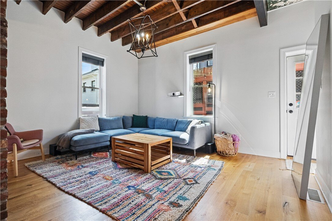House in Pittsburgh, Pennsylvania, United States 5 - 18180343