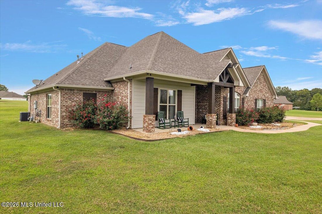 House in Flora, Mississippi, United States 3 - 18178630