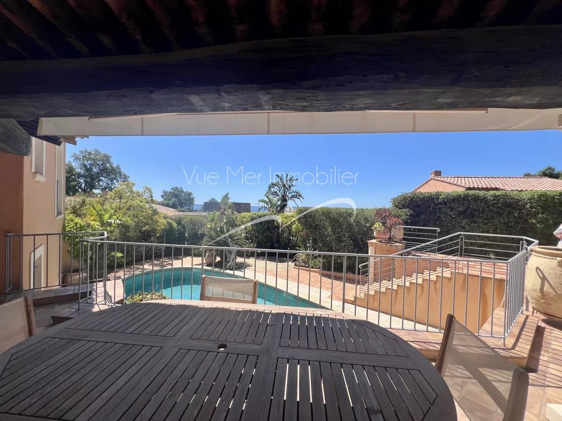 Villa in Le Lavandou, Provence-Alpes-Côte d'Azur, France 4 - 18181459