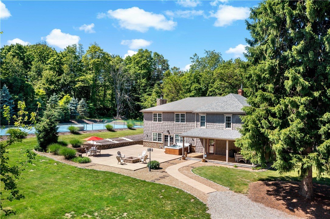 House in Gibsonia, Pennsylvania, United States 2 - 18180681
