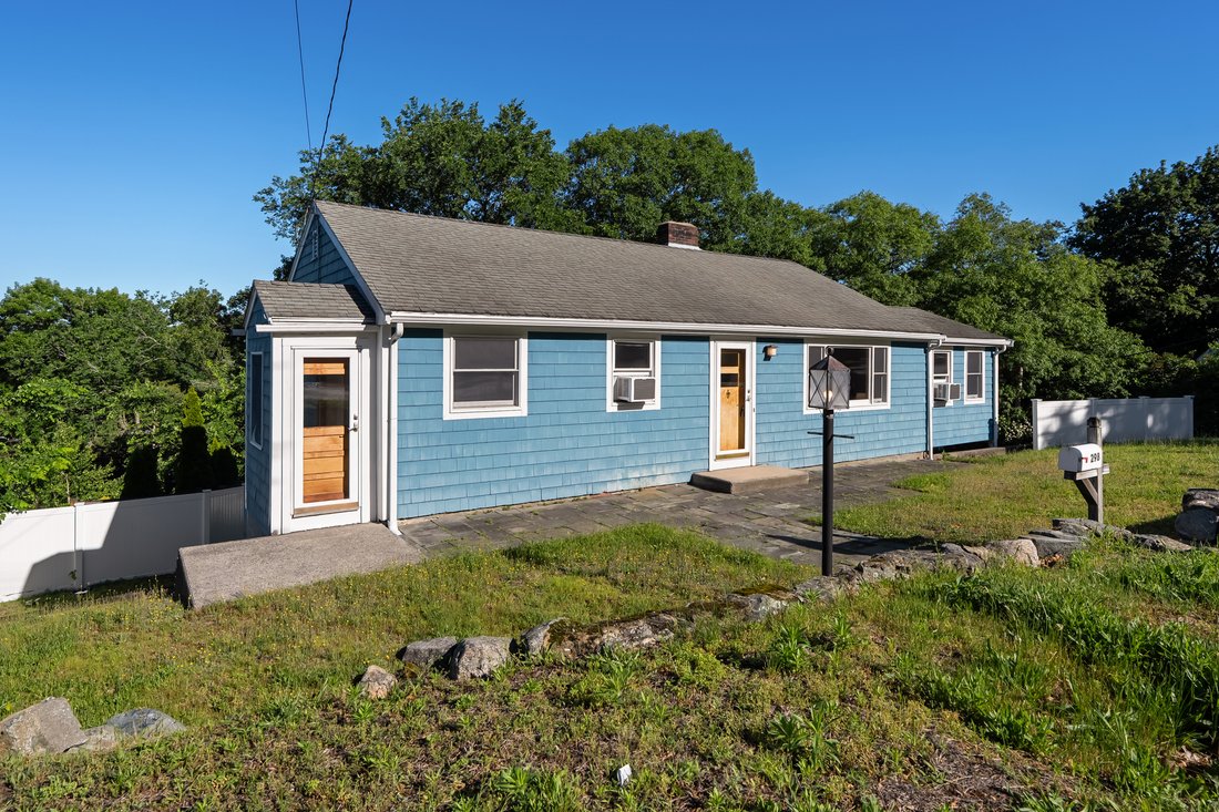 House in Arlington, Massachusetts, United States 3 - 18181414