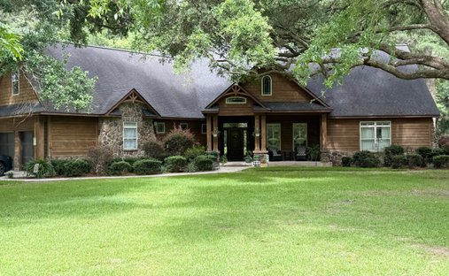 House in Moss Point, Mississippi, United States 1
