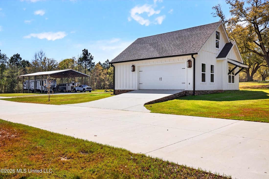 House in Saucier, Mississippi, United States 4 - 18179016