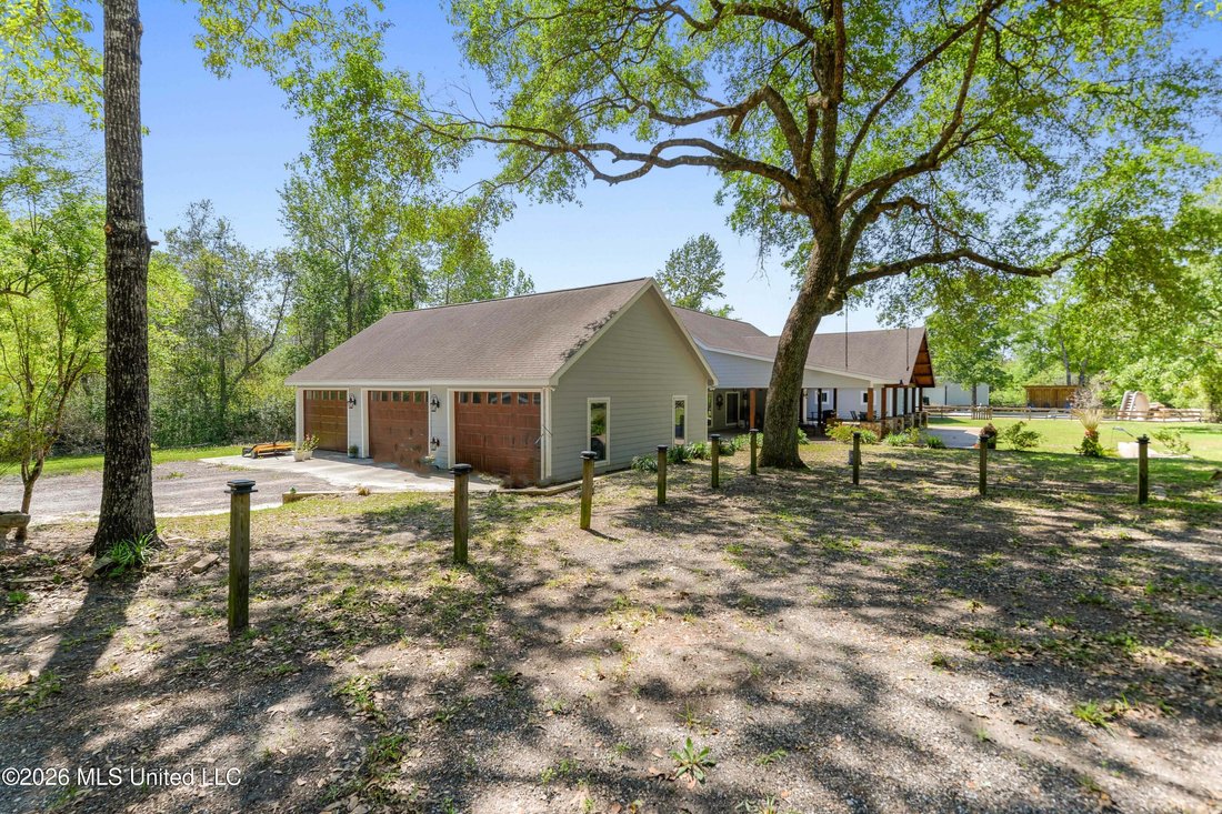 House in Vancleave, Mississippi, United States 3 - 18179190