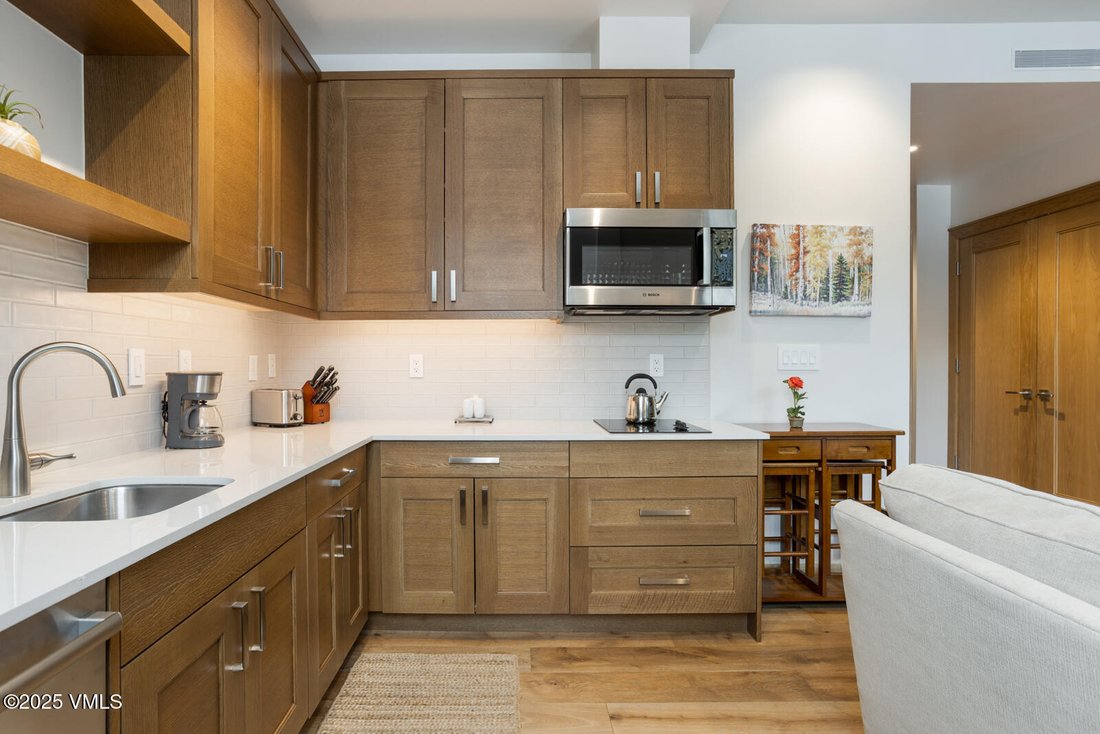 Condo in Avon, Colorado, United States 5 - 18180098