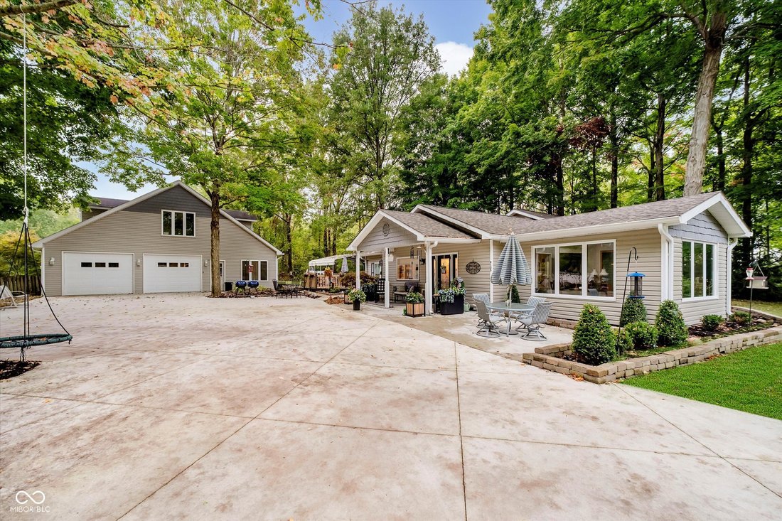 House in Arcadia, Indiana, United States 1 - 18177619