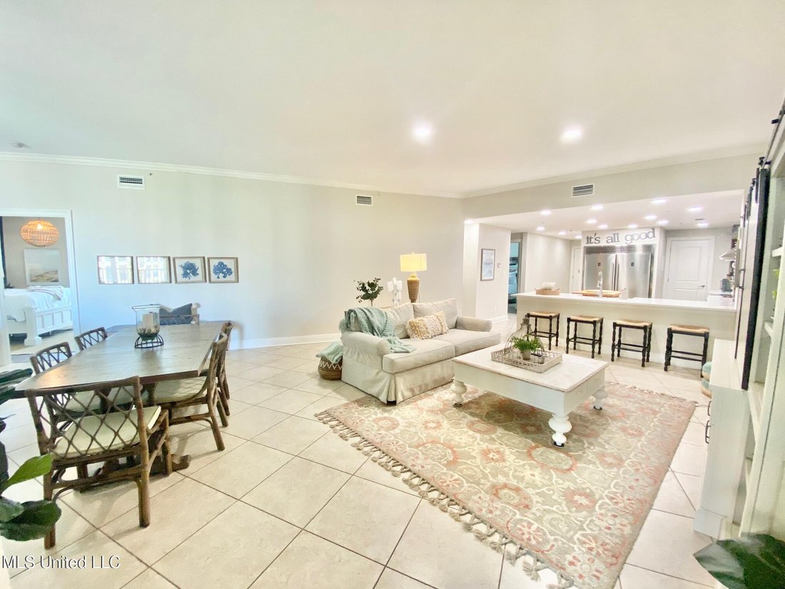 Condo in Pass Christian, Mississippi, United States 4 - 18178822
