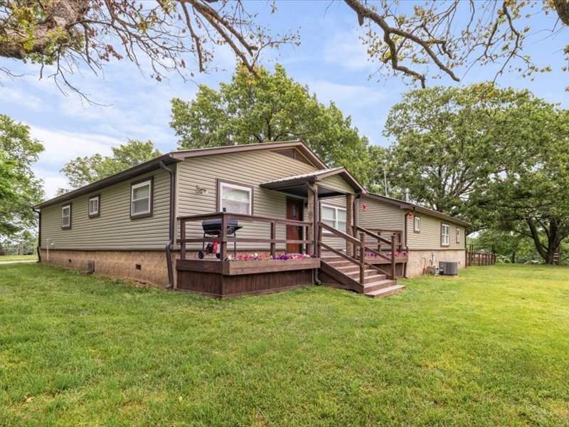 House in Decatur, Arkansas, United States 5 - 18180978