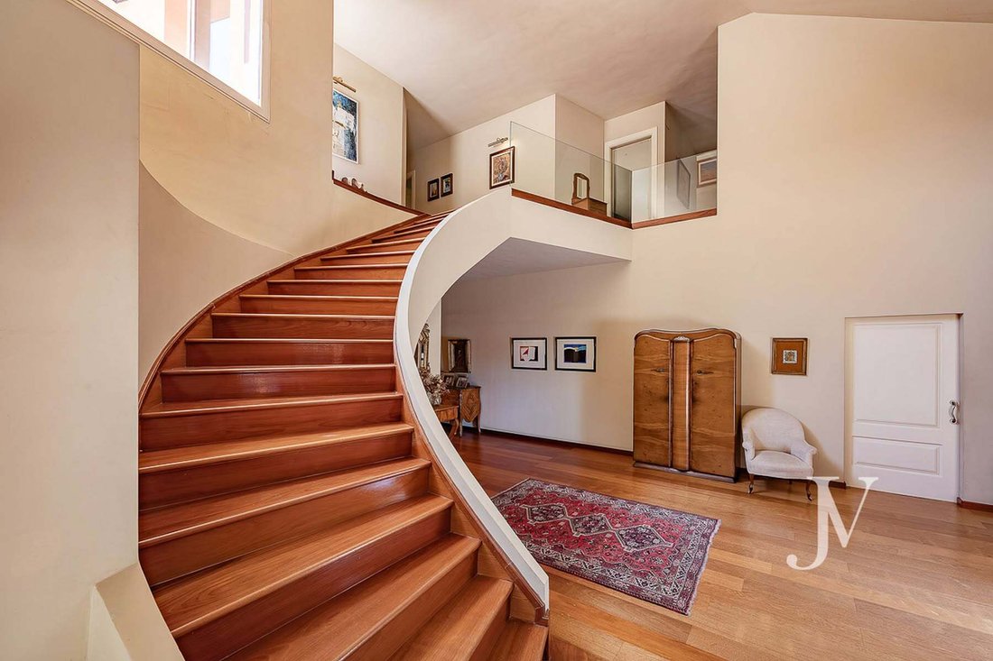 Villa in Somosaguas, Pozuelo de Alarcon, Comunidad de Madrid 4 - 18181664