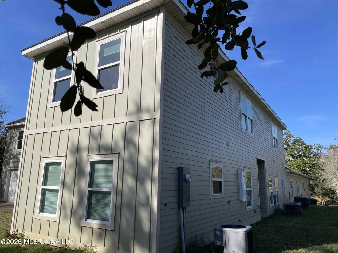 House in Ocean Springs, Mississippi, United States 2 - 18178977