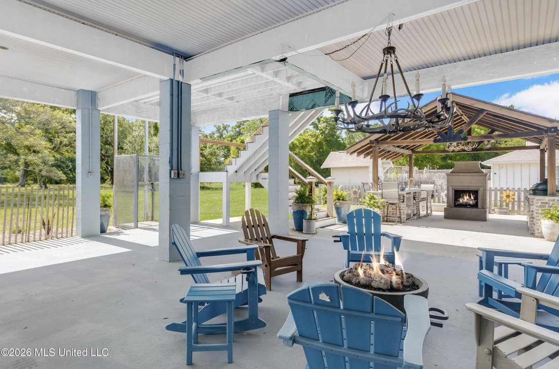 House in Long Beach, Mississippi, United States 2 - 18178626