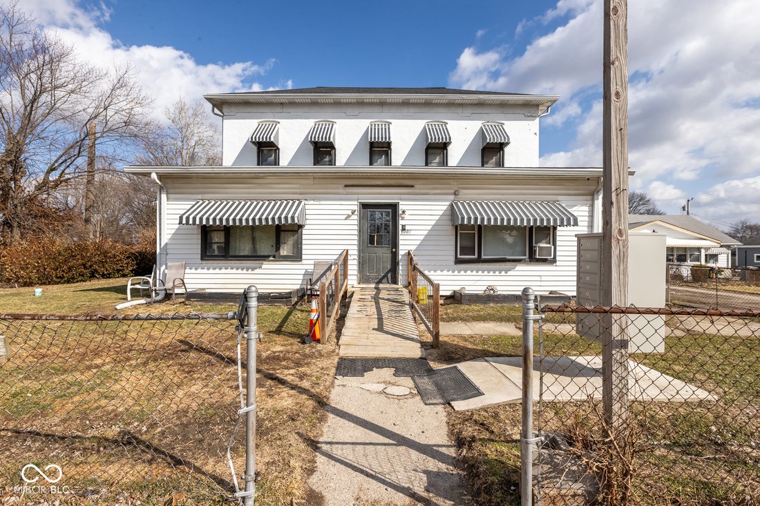 Indianapolis, Indiana, United States 1 - 18179388