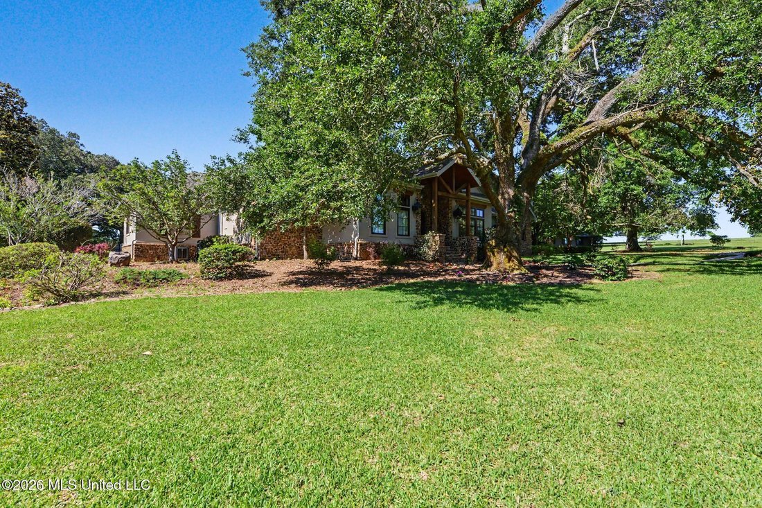House in Lucedale, Mississippi, United States 2 - 18179107