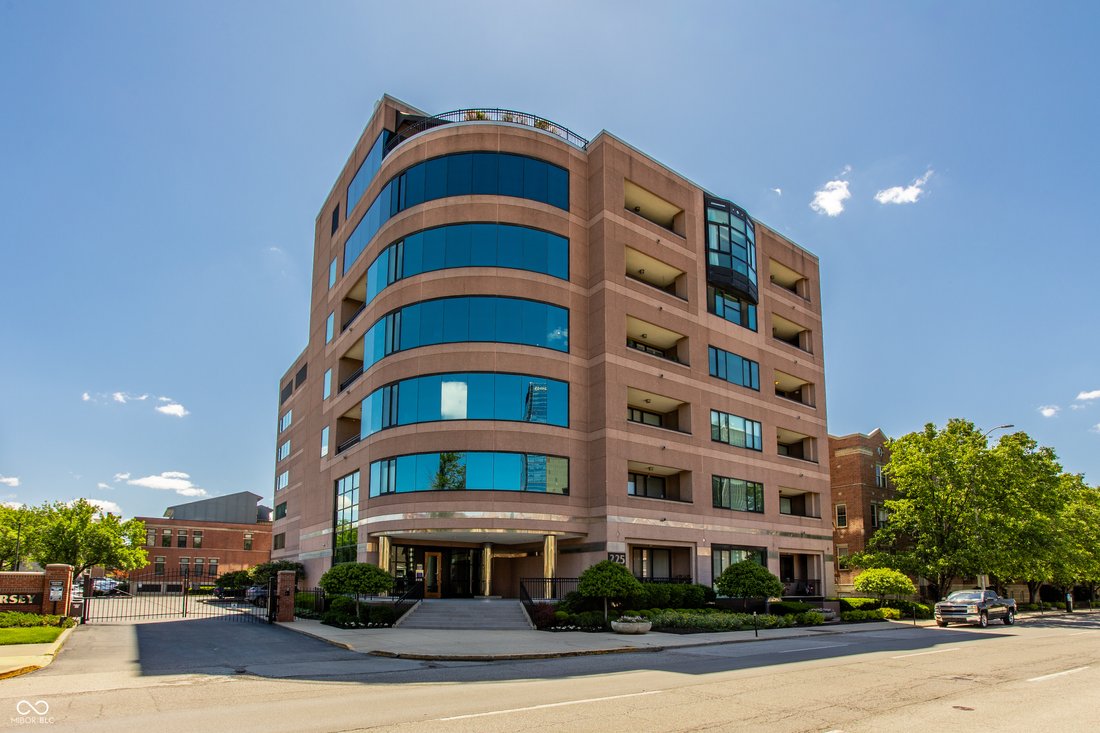 Condo in Indianapolis, Indiana, United States 1 - 18177666