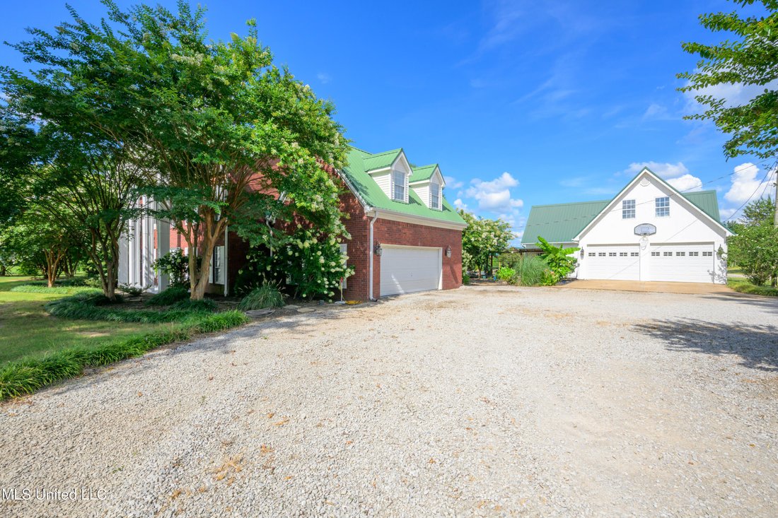 House in Michigan City, Mississippi, United States 3 - 18179038