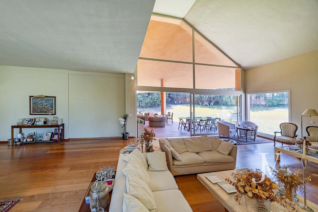 Villa in Somosaguas, Pozuelo de Alarcon, Comunidad de Madrid 5 - 18181664