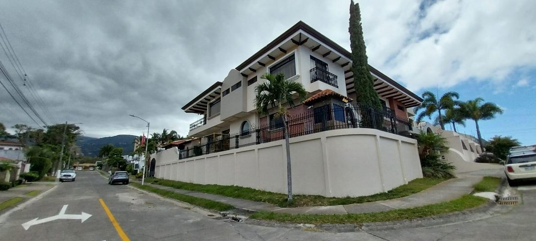 House in San Rafael de Escazú, San José Province, Costa Rica 5 - 18181099