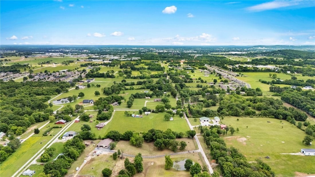 House in Lowell, Arkansas, United States 3 - 18180171