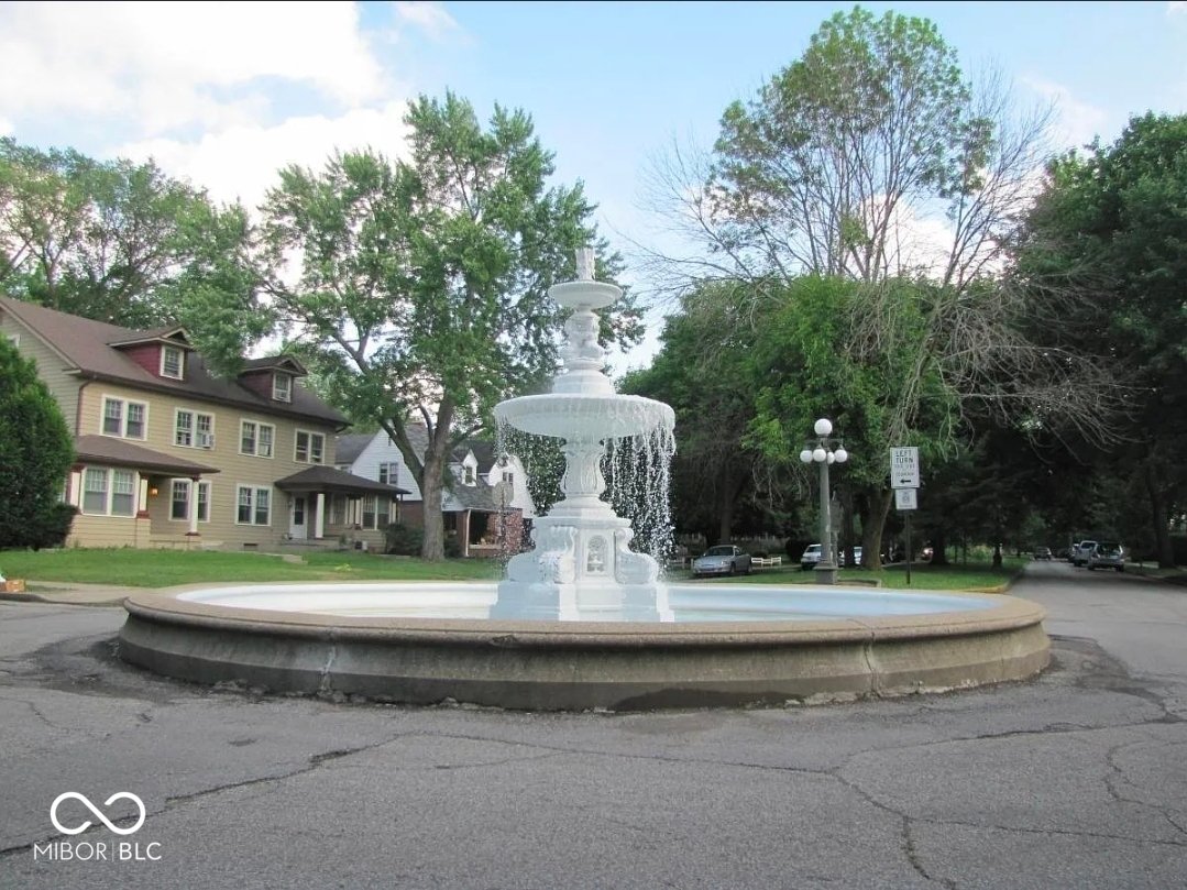 Indianapolis, Indiana, United States 2 - 18177363
