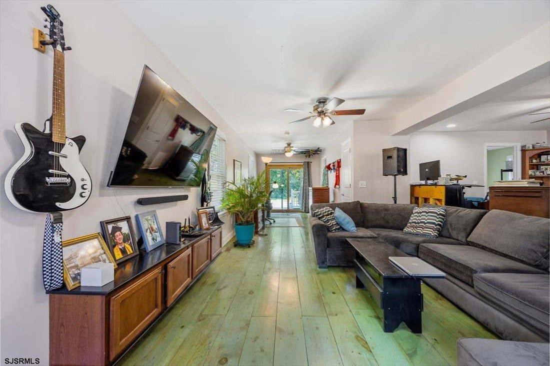 House in Somers Point, New Jersey, United States 5 - 18181407