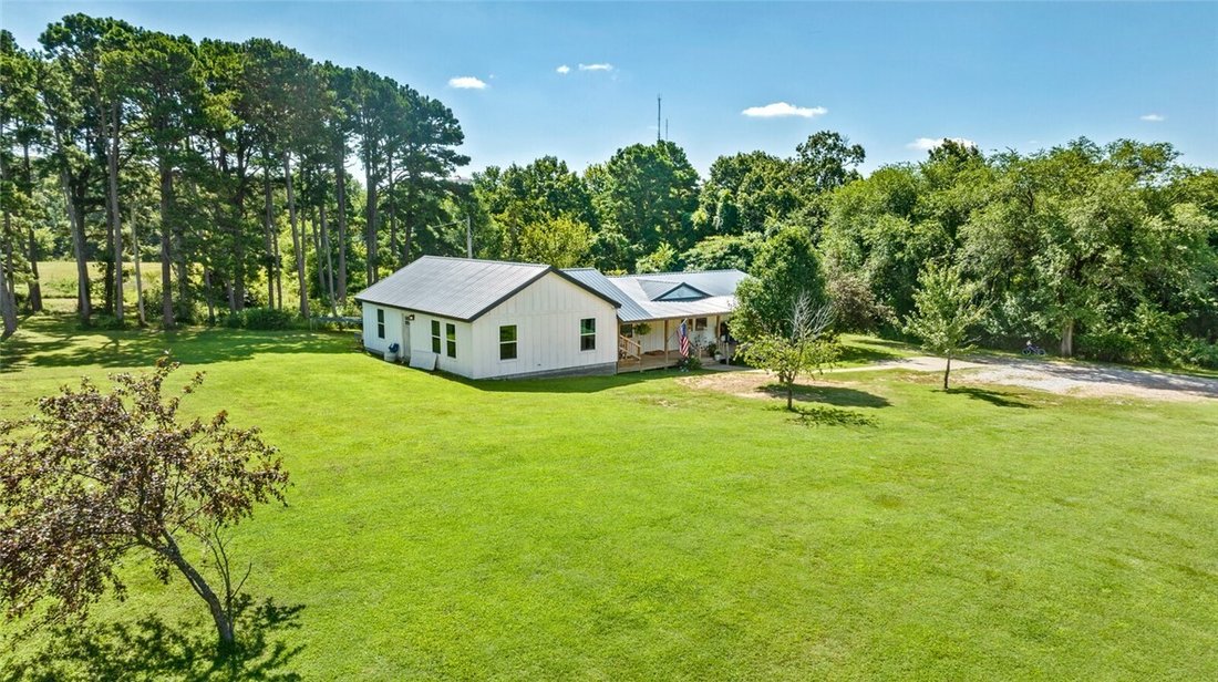 House in Maysville, Arkansas, United States 2 - 18179866