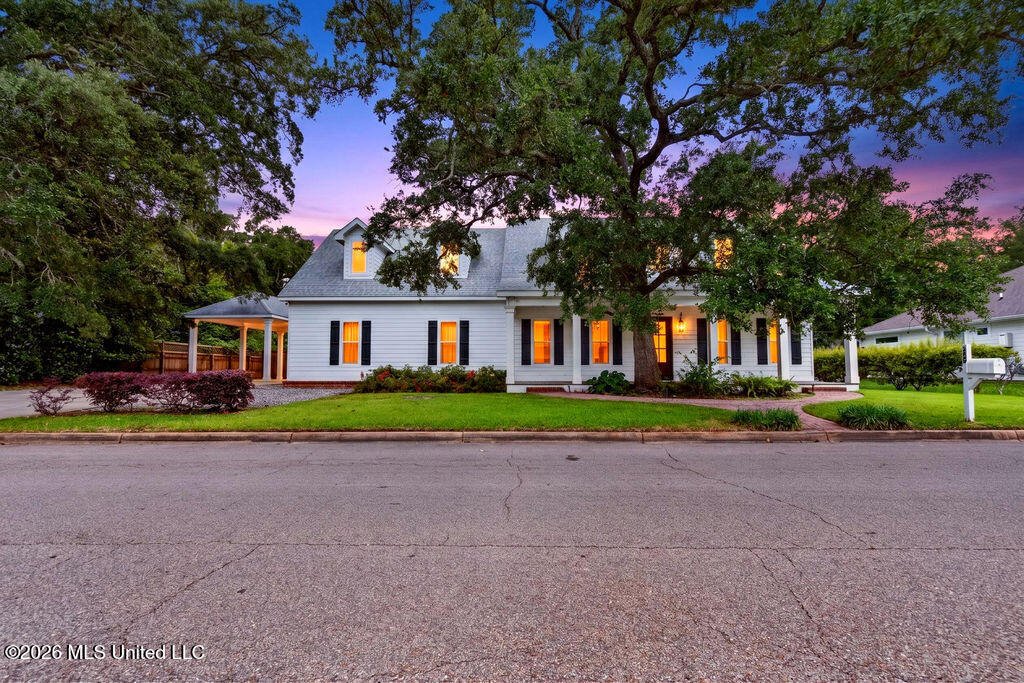 House in Pass Christian, Mississippi, United States 2 - 18179017