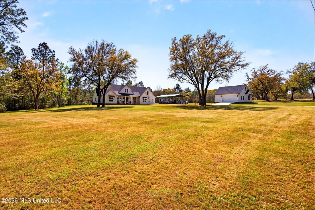 House in Saucier, Mississippi, United States 3 - 18179016