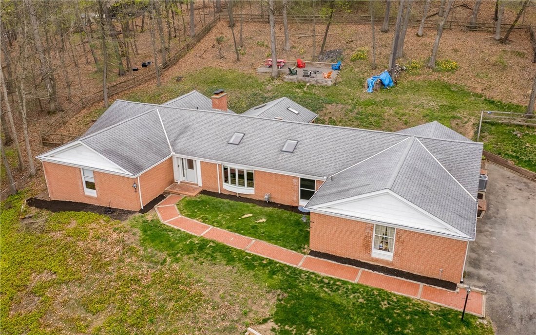 House in Bradford Woods, Pennsylvania, United States 1 - 18181002