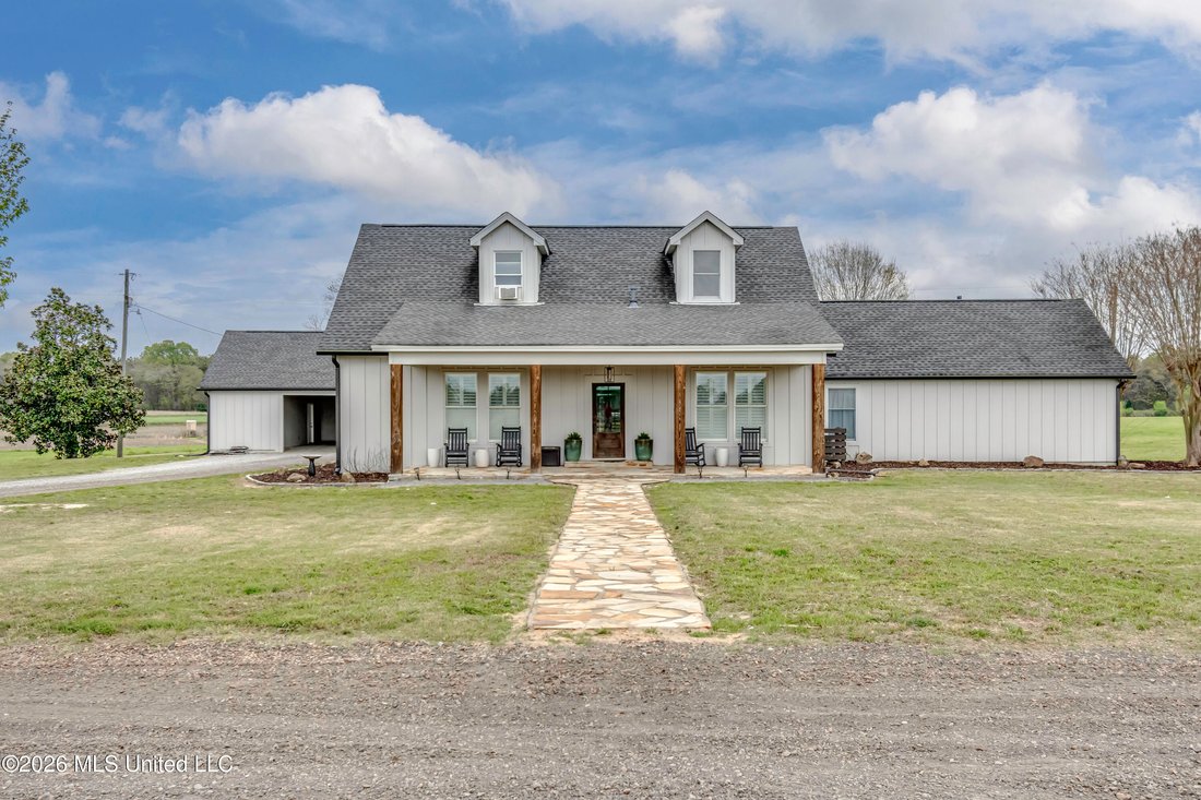 House in Benton, Mississippi, United States 2 - 18179035