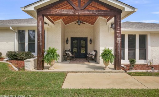 House in Madison, Mississippi, United States 1