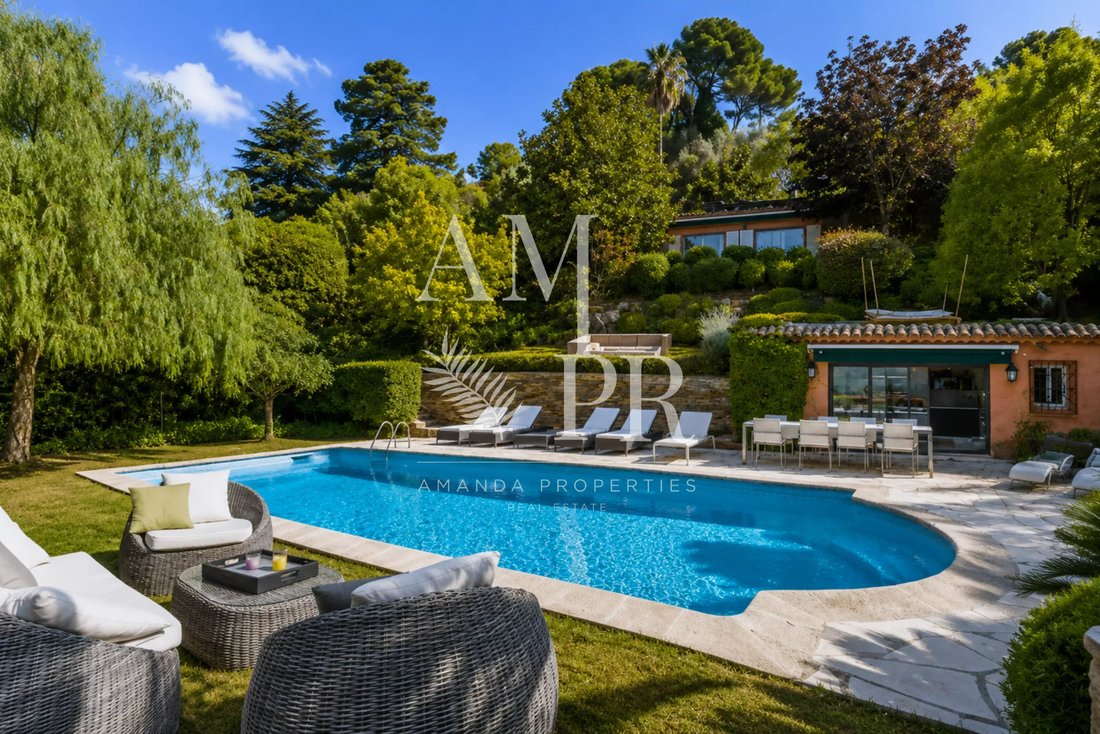 Villa in Cannes, Provence-Alpes-Côte d'Azur, France 2 - 17779916