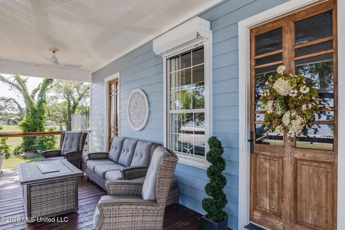 House in Long Beach, Mississippi, United States 4 - 18178626