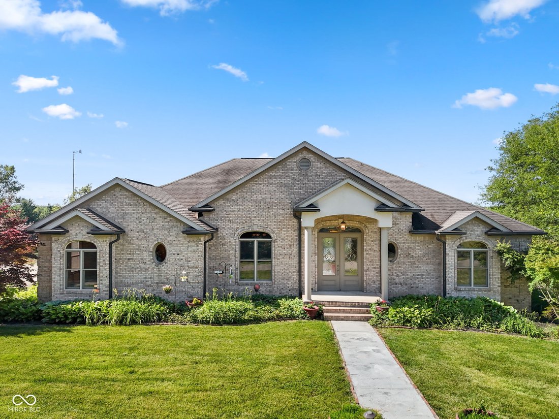House in Brownstown, Indiana, United States 2 - 18177261