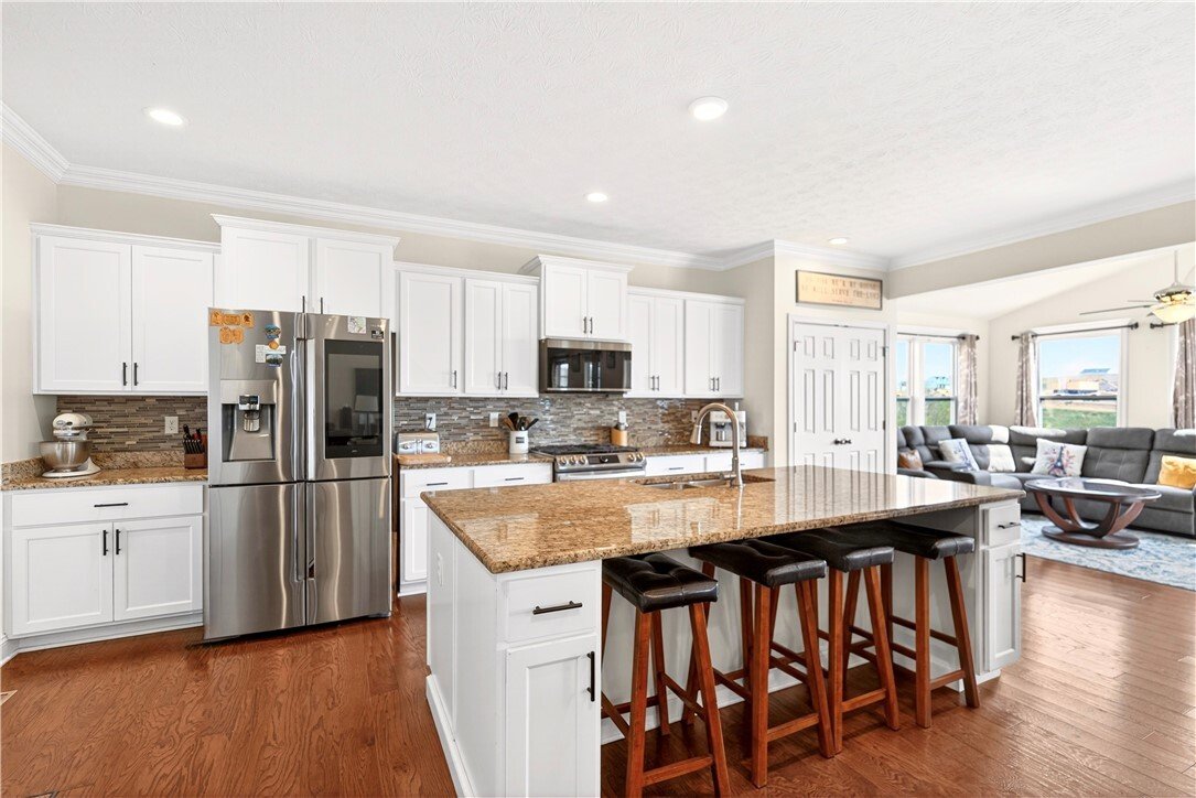 House in Oakdale, Pennsylvania, United States 2 - 18180676