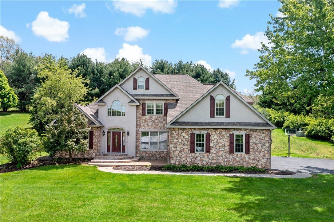 House in Nixon, Pennsylvania, United States 1 - 18180776