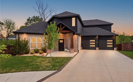 House in Cave Springs, Arkansas, United States 1