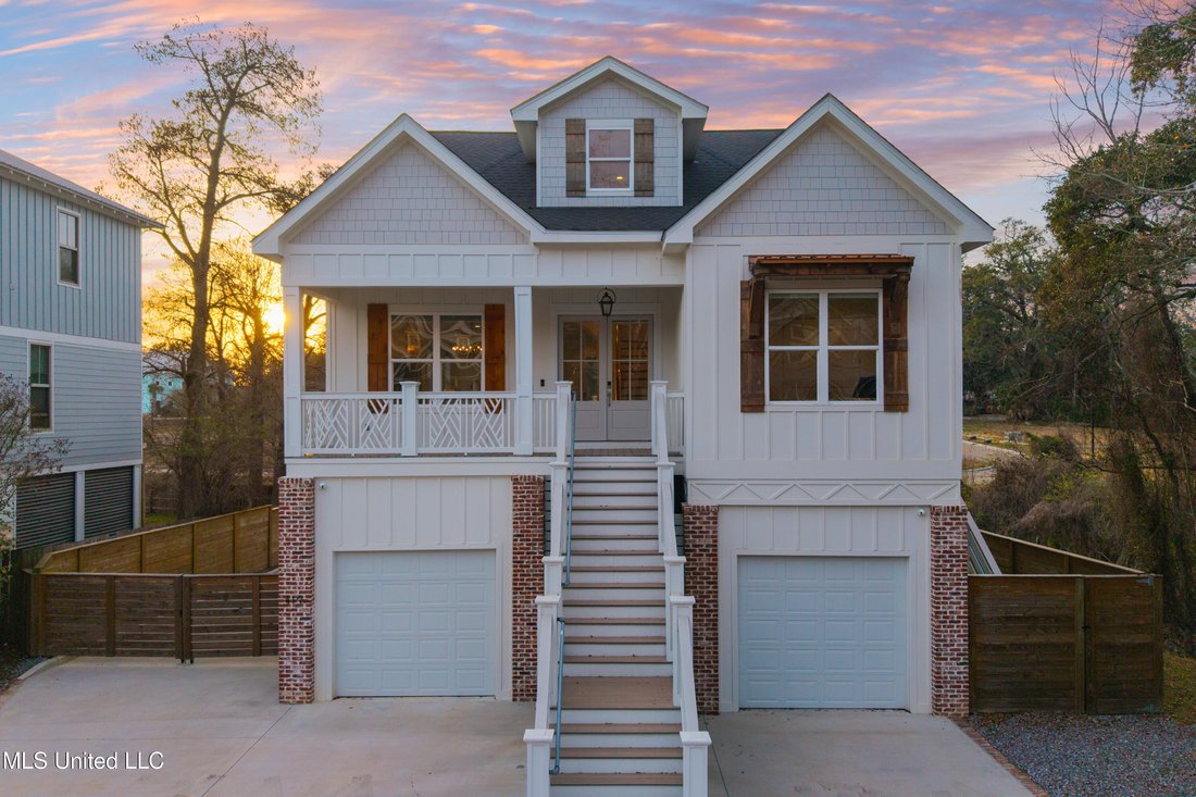 House in Ocean Springs, Mississippi, United States 3 - 18178996