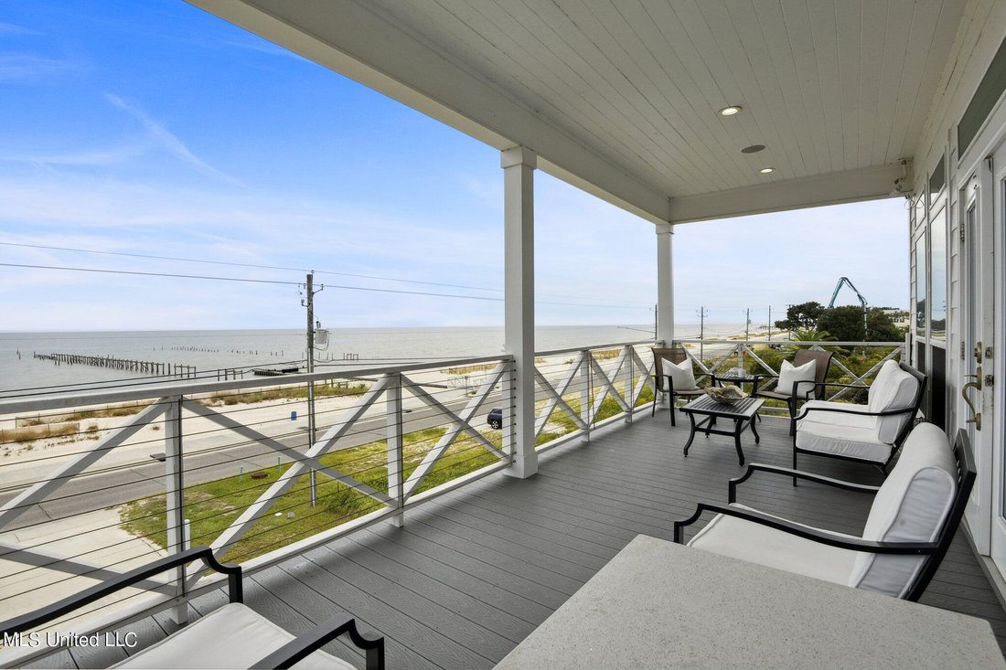 House in Waveland, Mississippi, United States 2 - 18179224