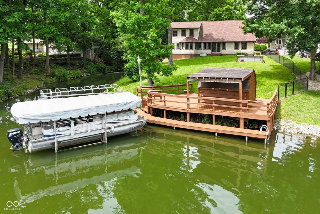 House in Coatesville, Indiana, United States 1 - 18177326