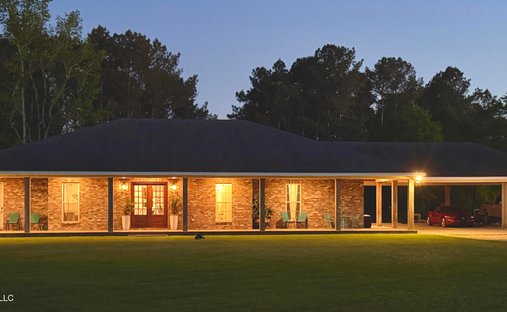 House in Columbia, Mississippi, United States 1