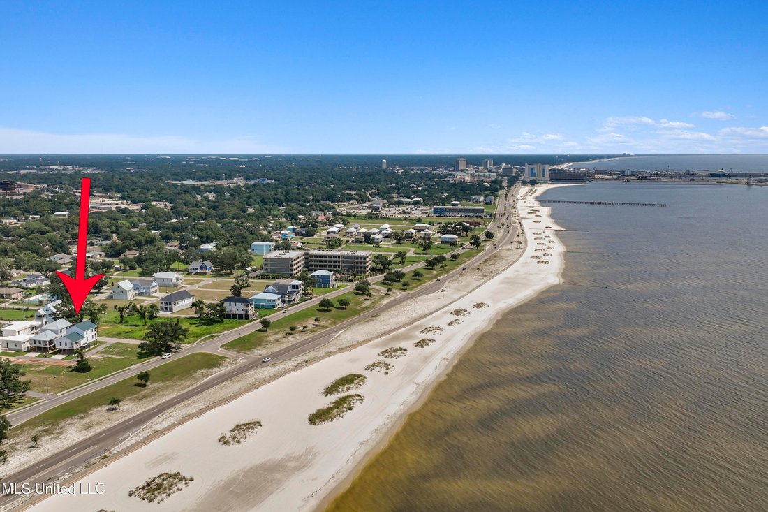 House in Gulfport, Mississippi, United States 2 - 18179078