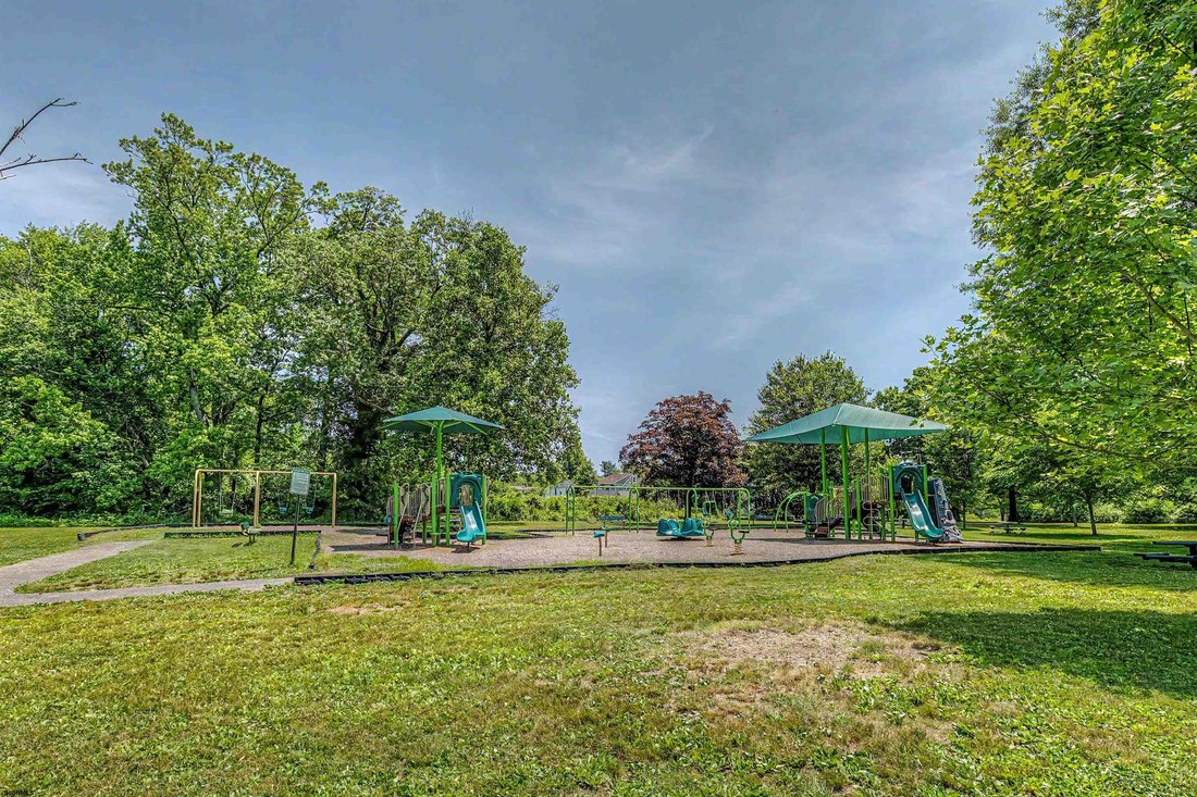 House in Moorestown, New Jersey, United States 4 - 18149844