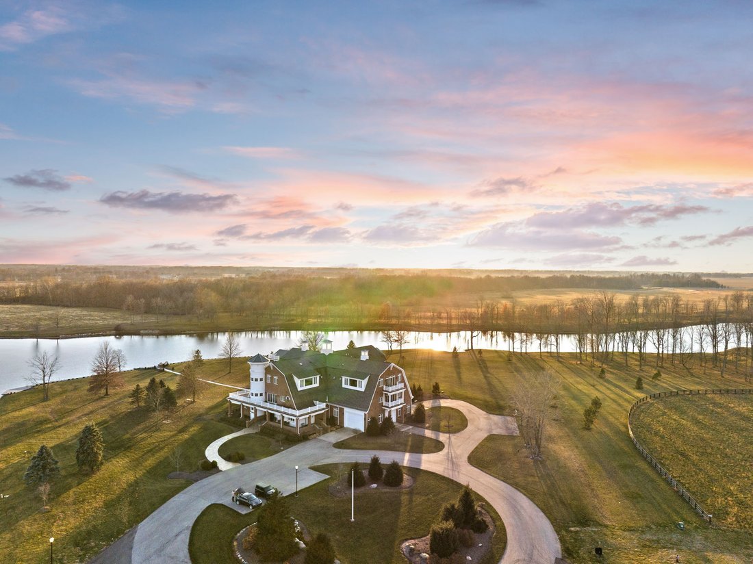 House in Whitestown, Indiana, United States 3 - 18177705