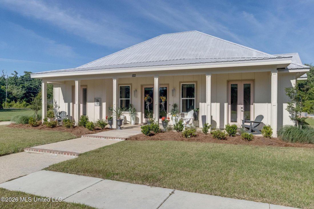 House in Biloxi, Mississippi, United States 2 - 18178704