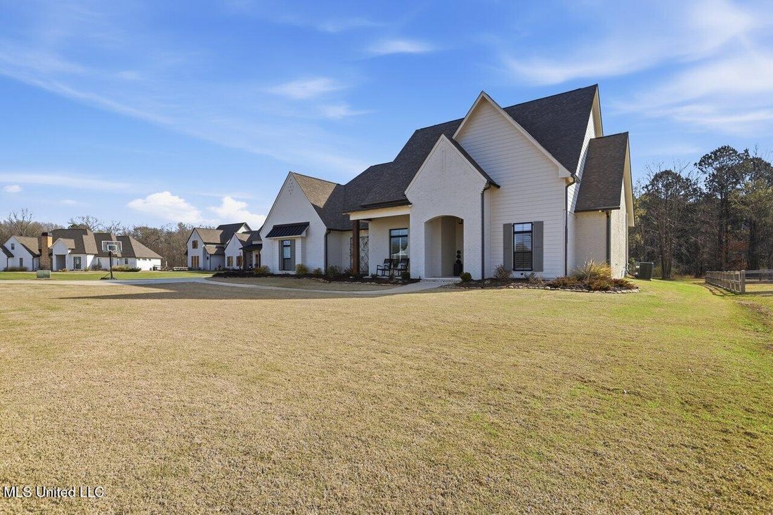 House in Brandon, Mississippi, United States 2 - 18179137