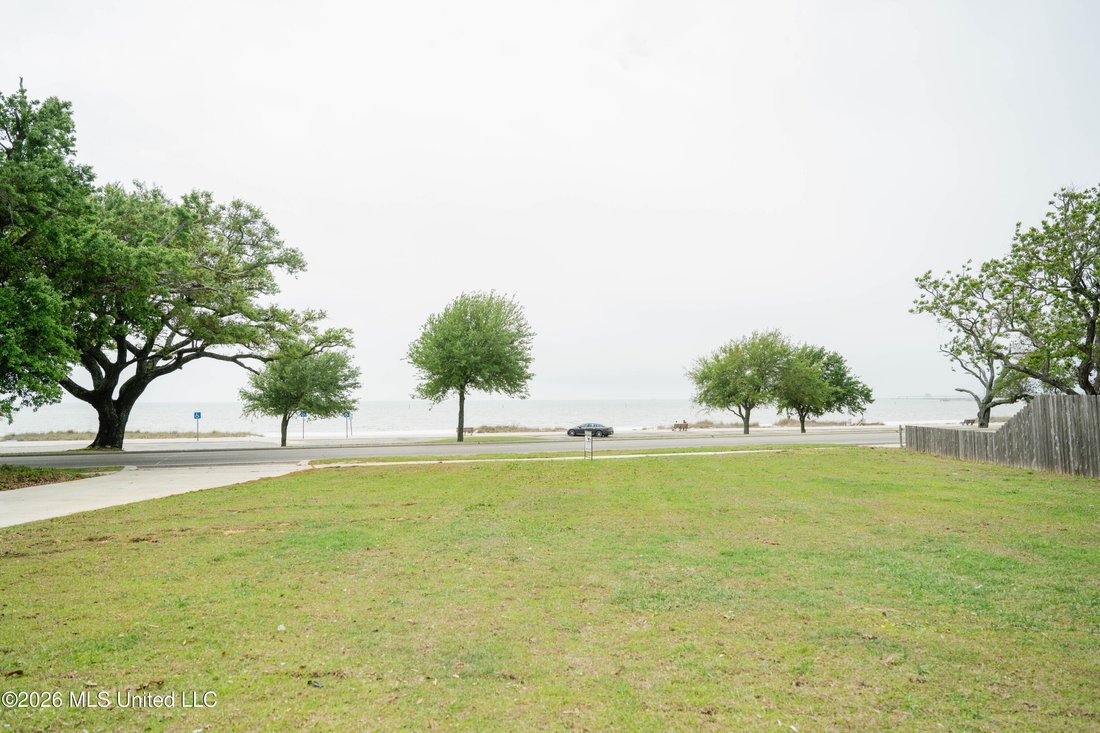 House in Gulfport, Mississippi, United States 3 - 18178835