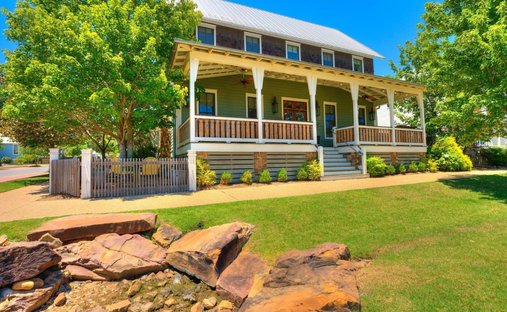 House in Carlton Landing, Oklahoma, United States 1